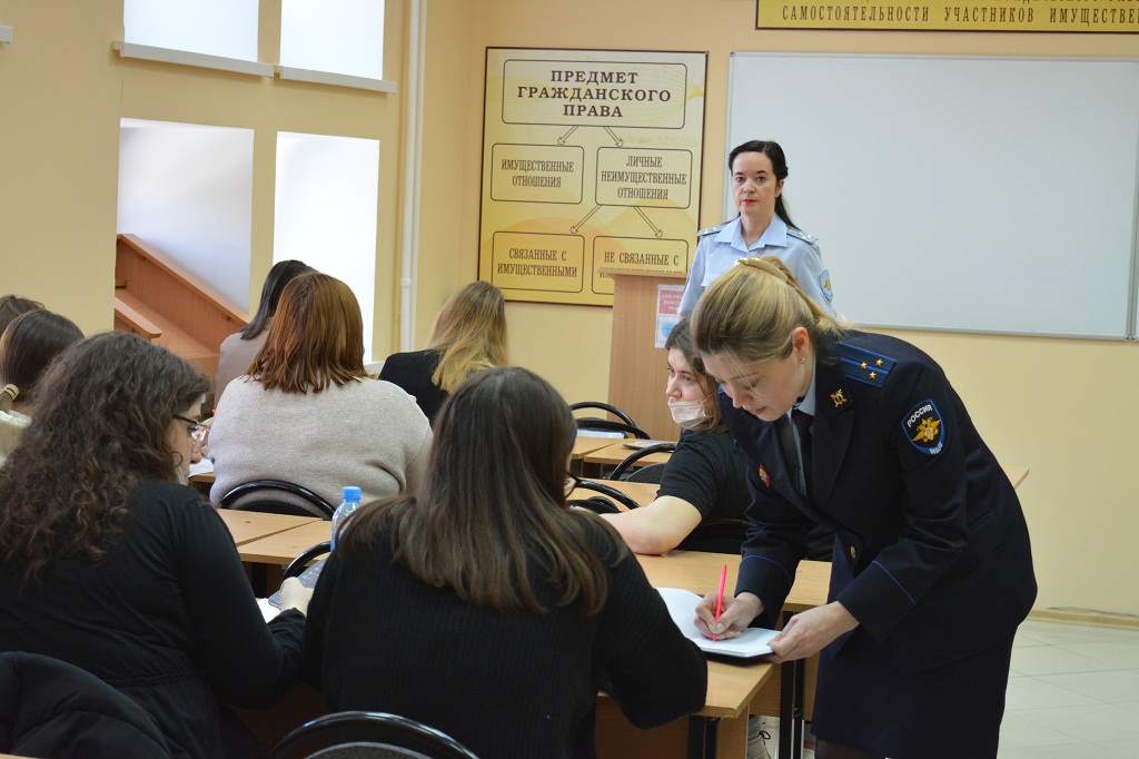 Программа трудоустройства выпускников – в действии