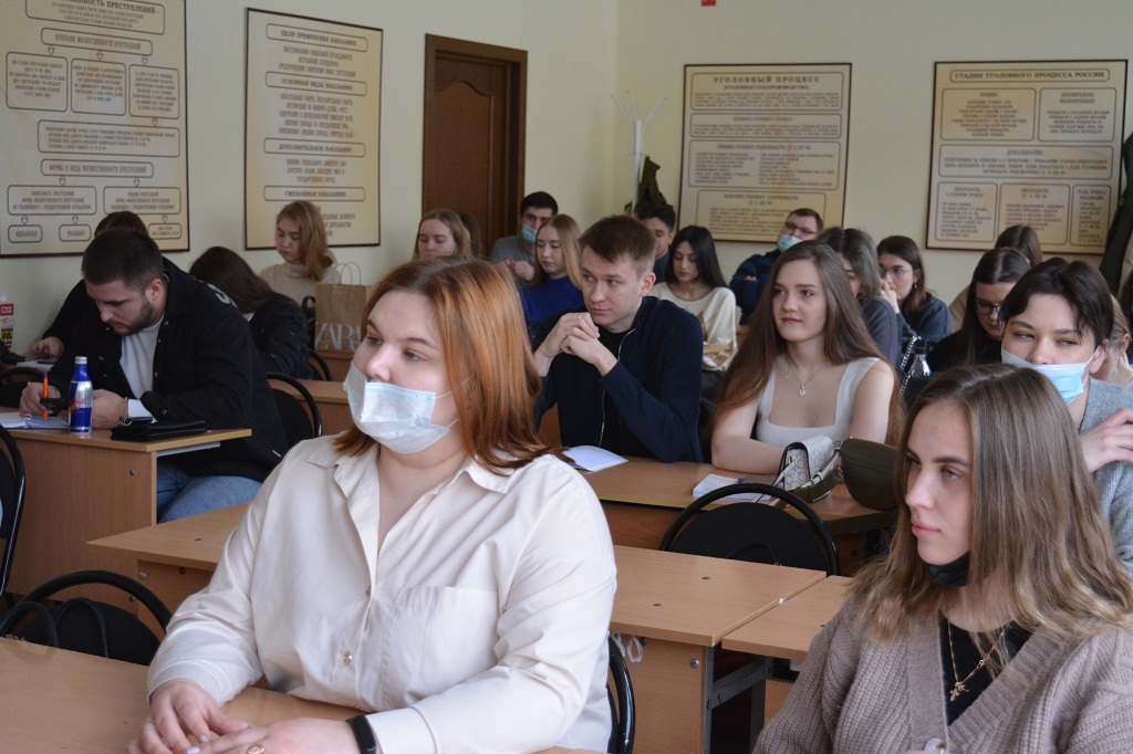 Обучающиеся Филиала обсудили проблемы борьбы с экстремизмом