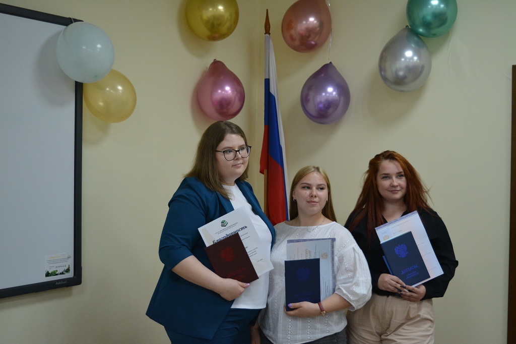 Вручение дипломов выпускникам 2022 года!