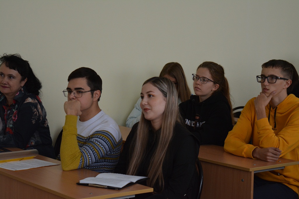 Встреча первокурсников с представителями Студенческого совета и активистами Филиала