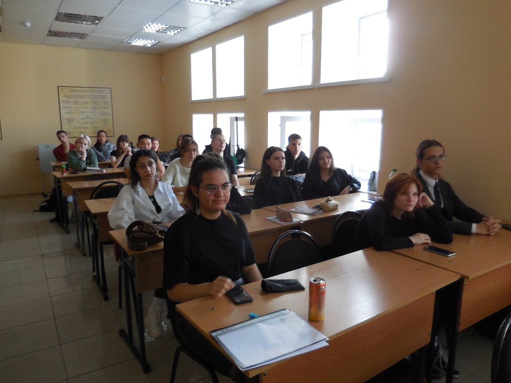 В тюменском филиале провели научно-методический семинар по теме «Эффективность самопрезентации молодого ученого»